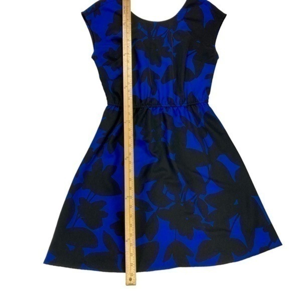 Old Navy Dress Womens Size Small Blue Black Floral Cap Sleeve Elastic Waist Midi - Picture 10 of 12